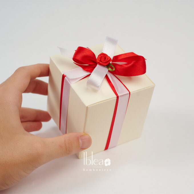 Candela 90g Tonda Confezionata